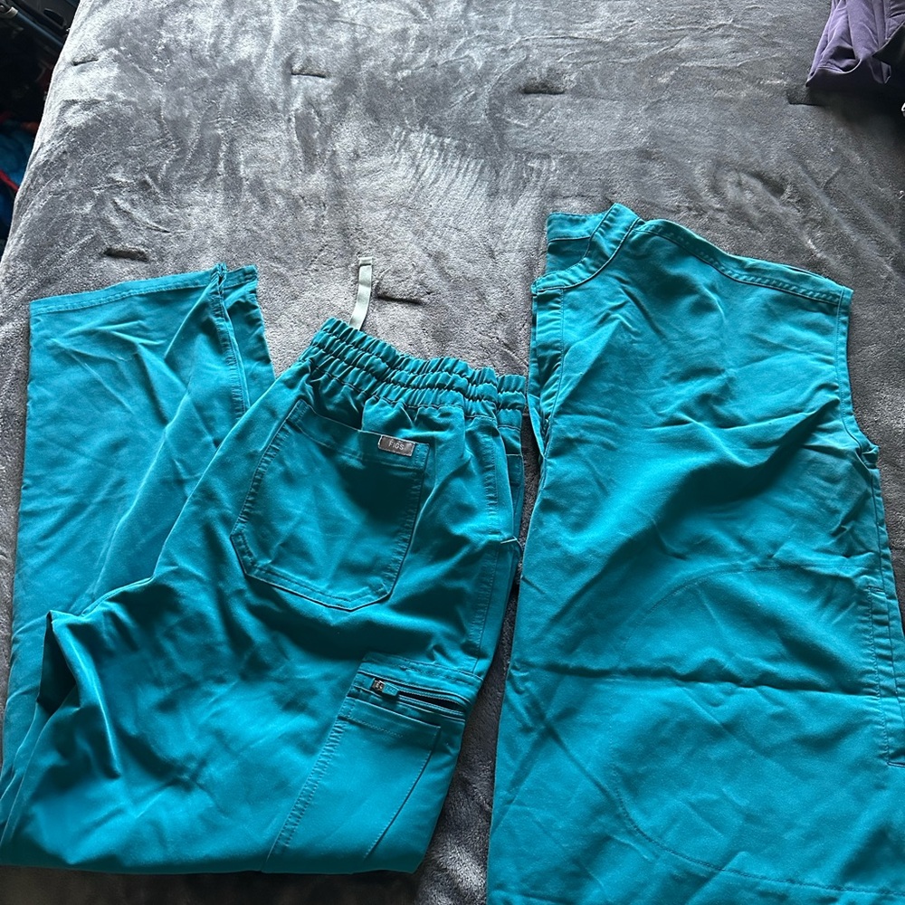 Teal Scrub Set